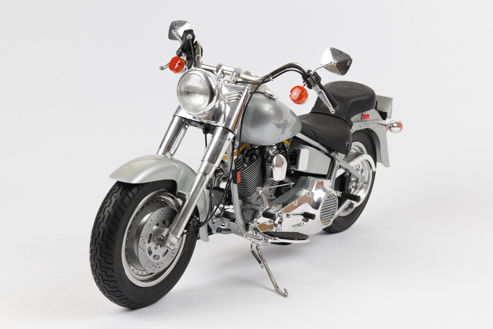 Harley Davidson Fat Boy 1990 (Tamiya 1/6 ) - Ready For Inspection